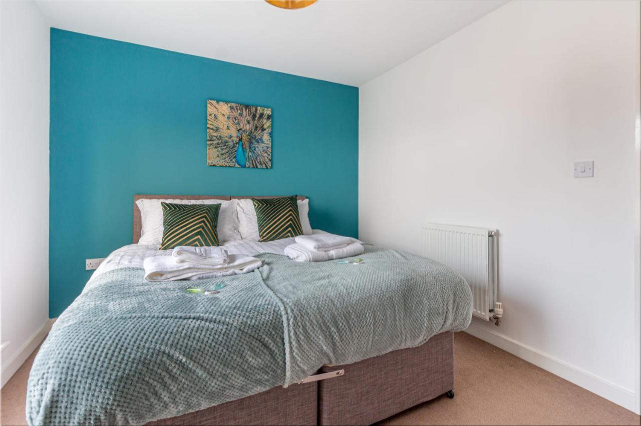 Liberty House - Perfect For Contractors - 2 Off-Road Parking Spaces Wolverhampton Extérieur photo